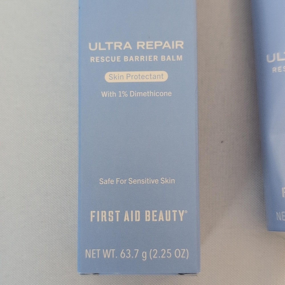 First Aid Beauty Ultra Repair Sunprotectant Balm NIB - Picture 2 of 4